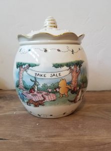 Lenox Winnie the Pooh Honey Pot Cookie Jar