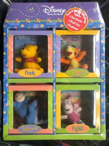 Winnie the Pooh & Friends Take Along Set 2004 Disney Plush Storybooks Playset